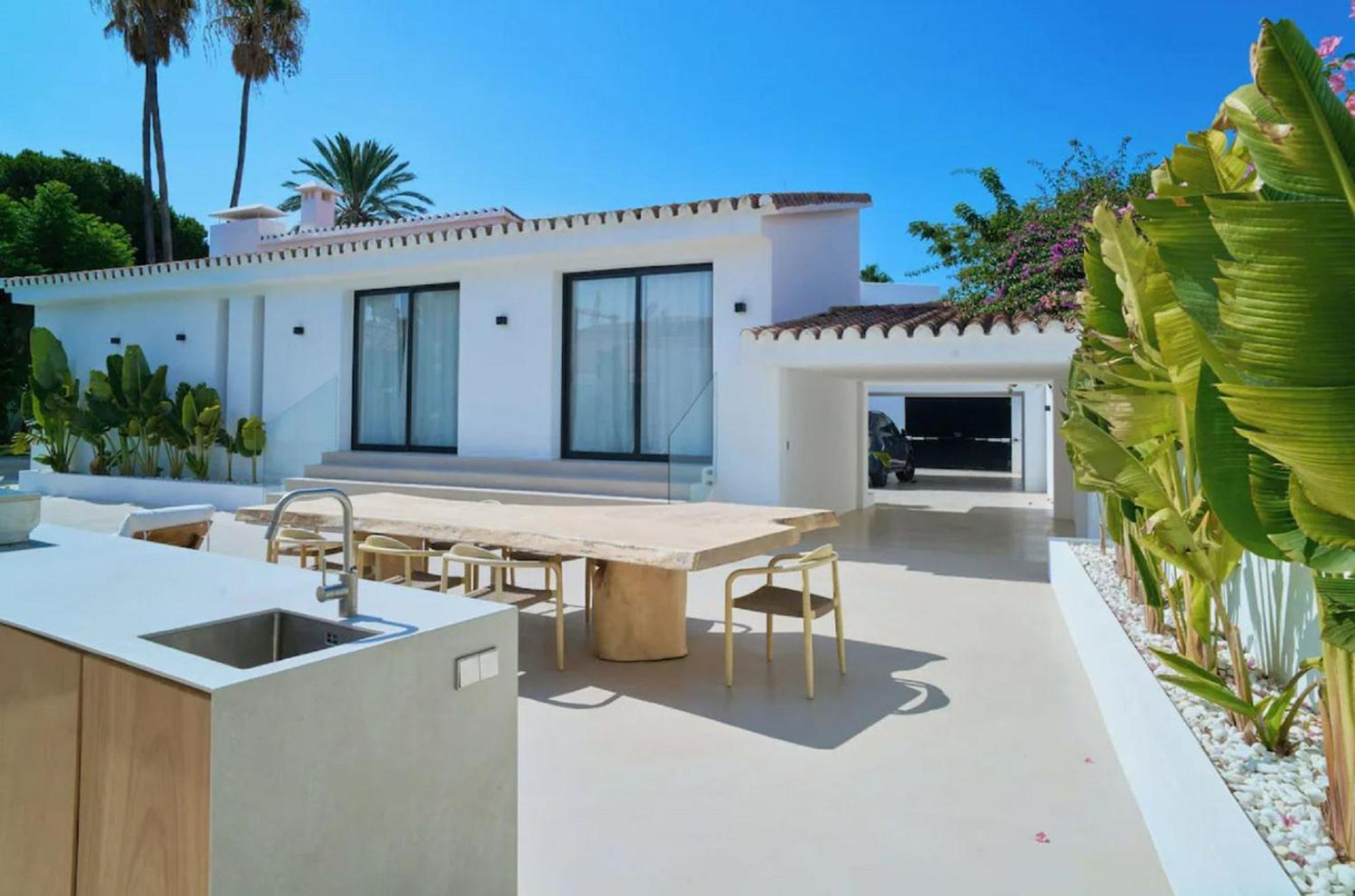 Unula Puerto Banus Apartment